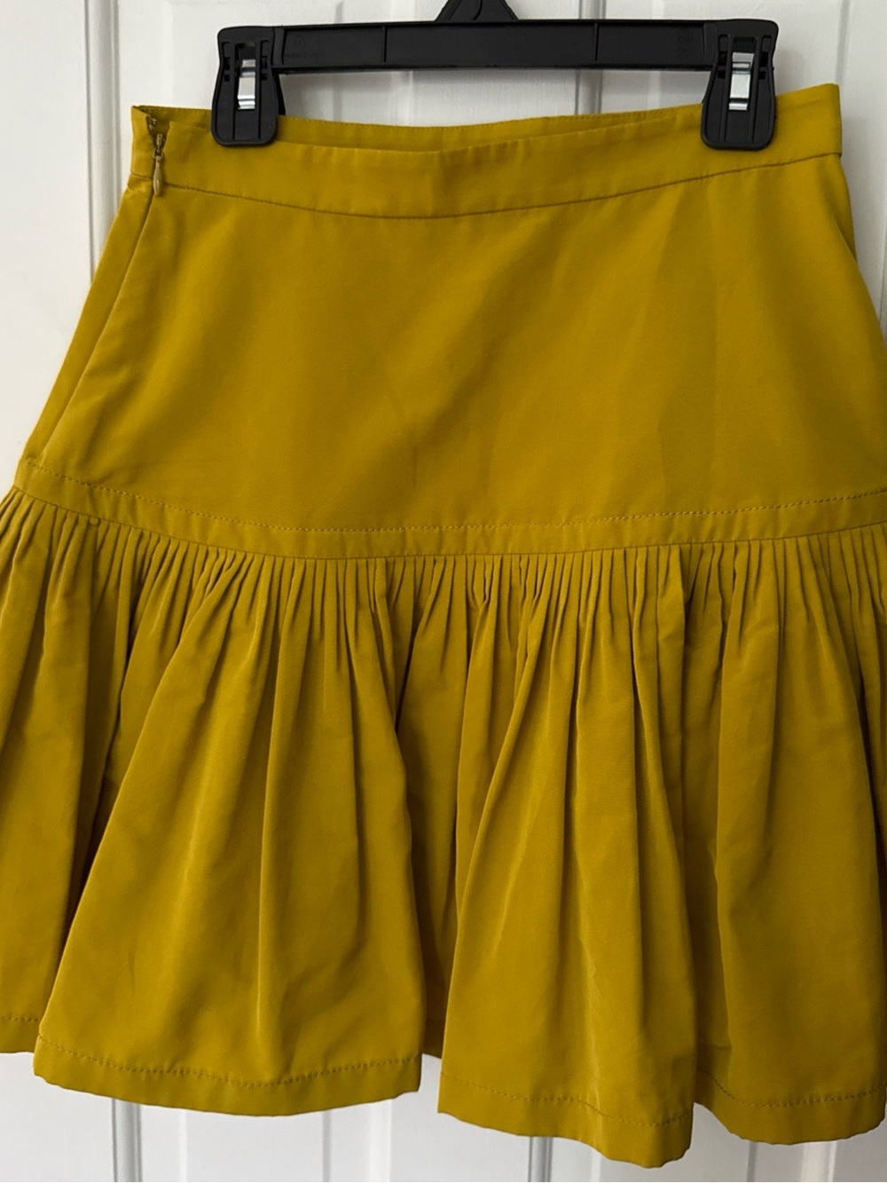 Valentino Mustard Skirt IT40